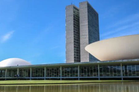 Esquerda atuou para afrouxar controle sobre repasses do INSS (Foto: Agência Brasil)
